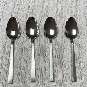 Oneida Northland Brookwood 4 tablespoon set. W.M. Dalton Stainless Flatware.